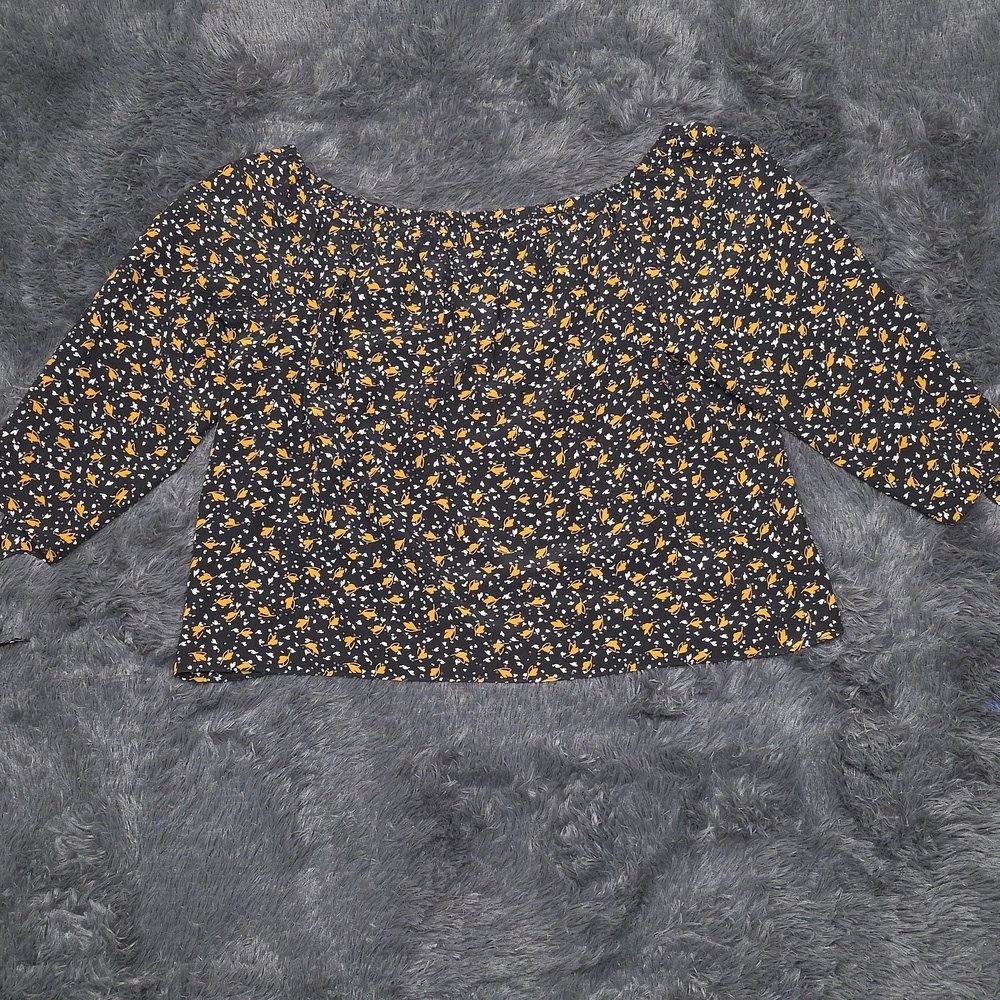 Madewell-Off-Shoulder Top-In Falling Leaves- 100%Silk. Size M - Picture 4 of 6